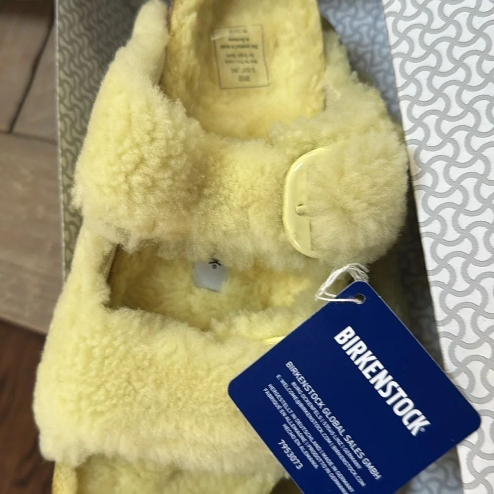 Birkenstock Arizona Teddy Big Buckle Yellow Shearling Sandals 38 39 Narrow NIB